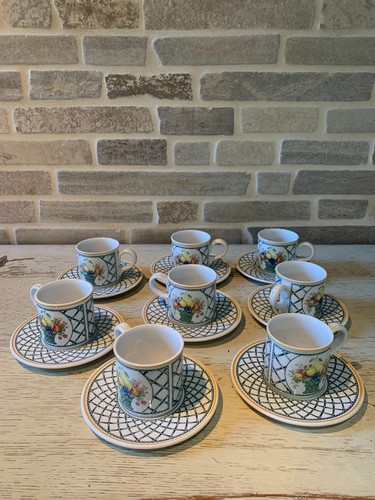 Ensemble tasses et - ensemble,